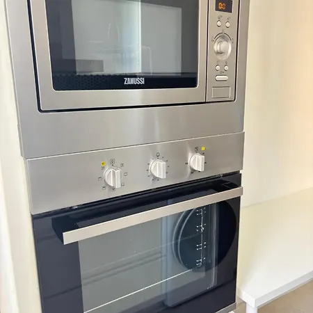 Lys Og Komfortabel Taet Pa Amager Metrostation Apartment Copenhagen