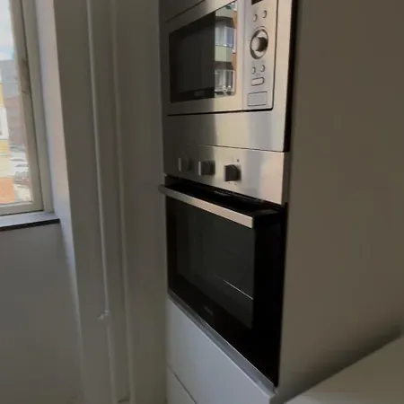 شقة Lys Og Komfortabel Taet Pa Amager Metrostation *